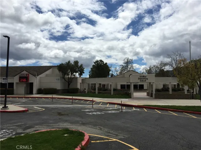 6071 Rustling Oaks Drive, Agoura Hills, California 91301