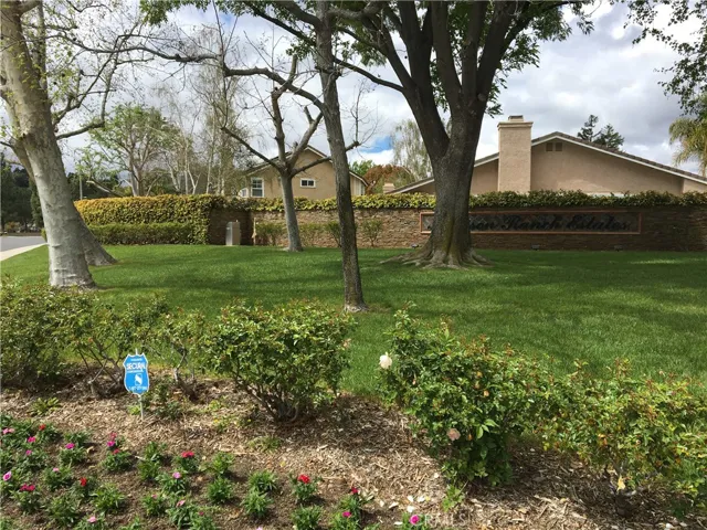 6071 Rustling Oaks Drive, Agoura Hills, California 91301