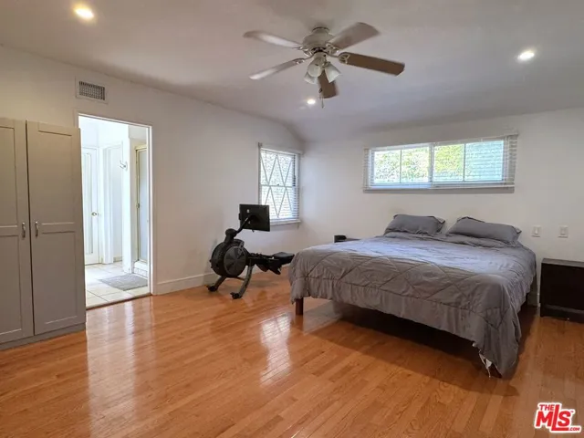 17813 Raymer Street, Los Angeles, California 91325