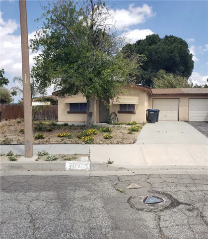 2125 San Bernardo, Hemet, California 92545