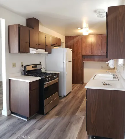 2125 San Bernardo, Hemet, California 92545