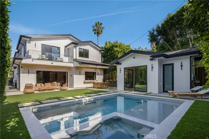 4140 Kraft Avenue, Studio City, California 91604