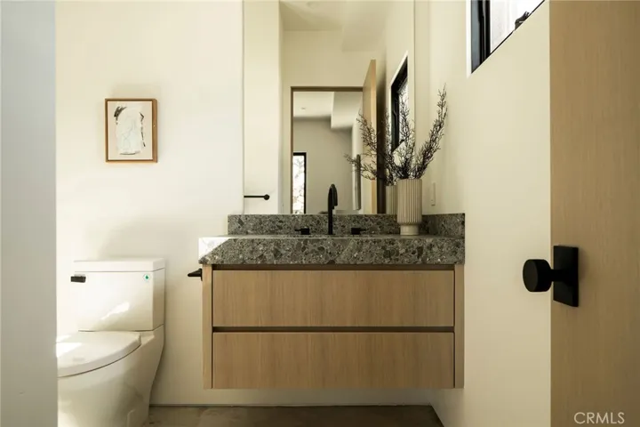 4140 Kraft Avenue, Studio City, California 91604
