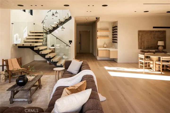 4140 Kraft Avenue, Studio City, California 91604
