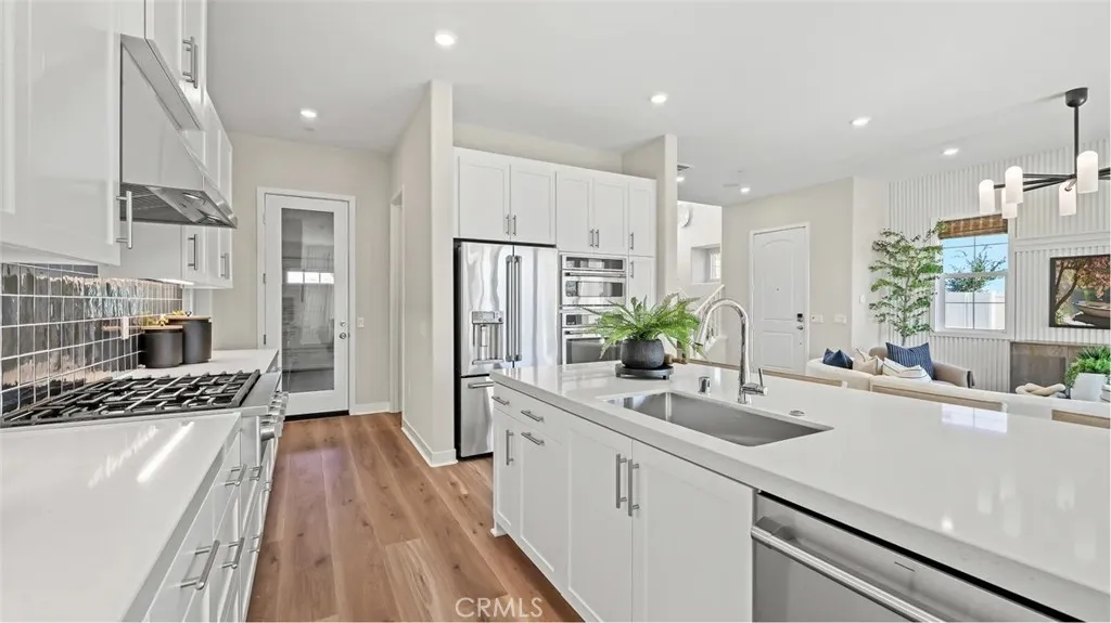 Photos shown are of model only- not actual homesite.