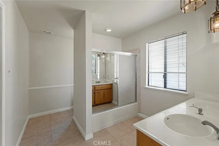 13195 Serape Court, Yucaipa, California 92399