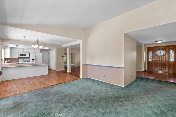 13195 Serape Court, Yucaipa, California 92399