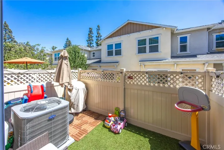 1346 Coriander Court, Upland, California 91786