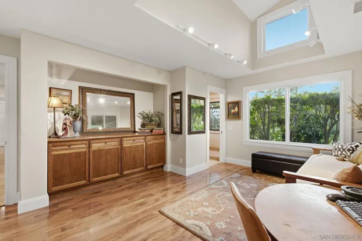 13327 Calle Colina, Poway, California 92064