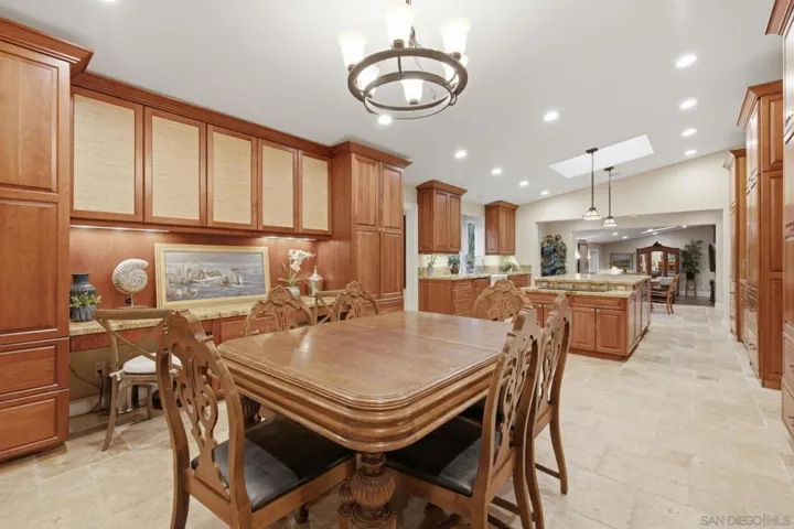 13327 Calle Colina, Poway, California 92064