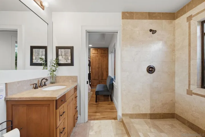 13327 Calle Colina, Poway, California 92064