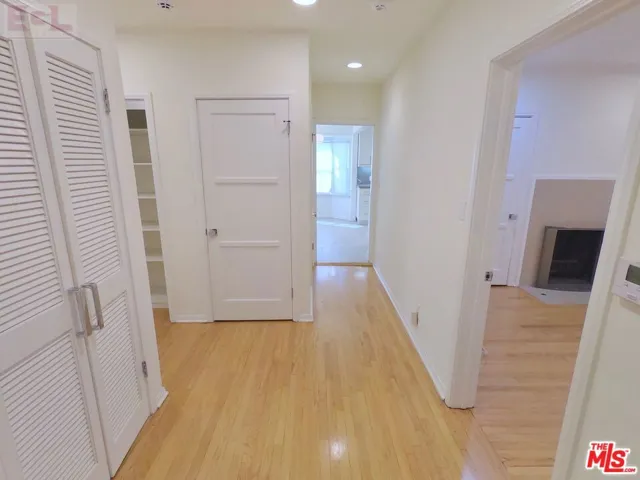 10749 Wellworth Avenue, Los Angeles, California 90024