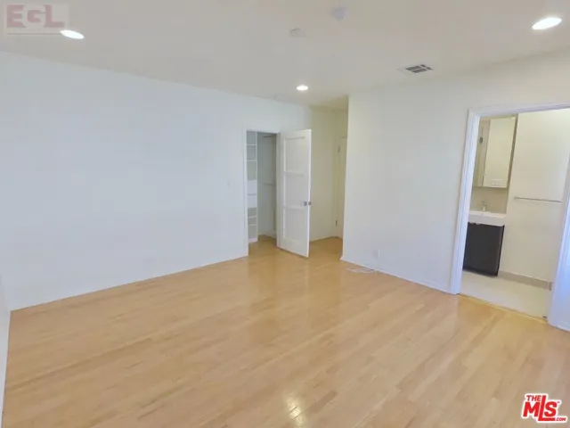 10749 Wellworth Avenue, Los Angeles, California 90024