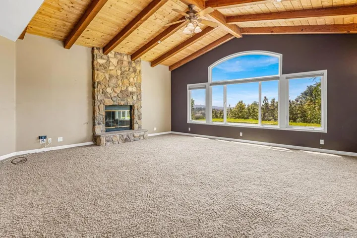 1290 Daxi Lane, Escondido, California 92029