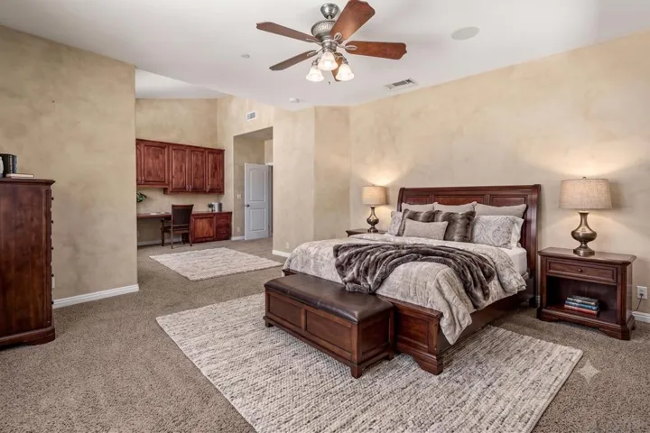 https://zimg.paragon.ice.com/ParagonImages/Property/PA/SDMLS/-530962/16/120/90/5b2295fbf8558c4aab6be80f81c36813/3/574758d371e99eb52349f0f8538c2234/-530962-a466888e-c02a-4bb0-91d9-bda4bf240c28.JPG