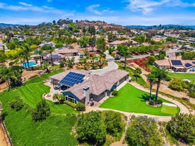 https://zimg.paragon.ice.com/ParagonImages/Property/PA/SDMLS/-530962/2/120/90/8df95a4e314e42f226c3e3f8645a0417/3/574758d371e99eb52349f0f8538c2234/-530962-efad5551-0632-4cd3-be05-3d1c9a0f9cdc.JPG