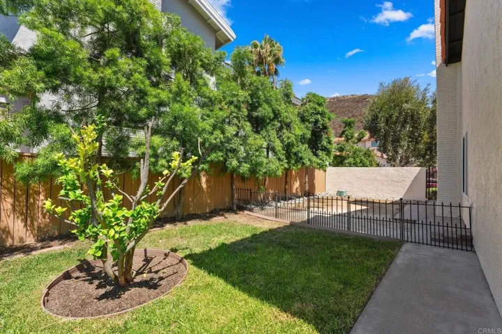 8039 Wing Span Drive, San Diego, California 92119