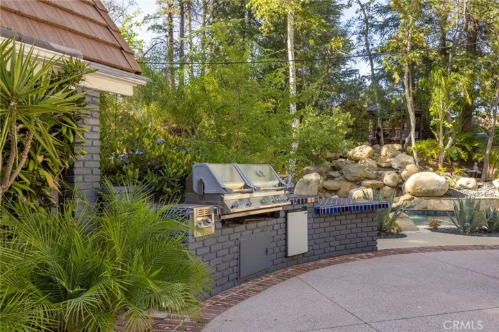 29155 Old Mill Creek, Agoura, California 91301