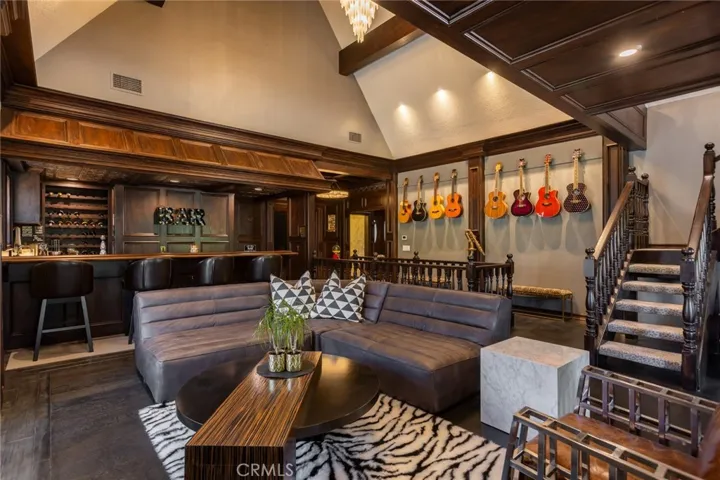 29155 Old Mill Creek, Agoura, California 91301