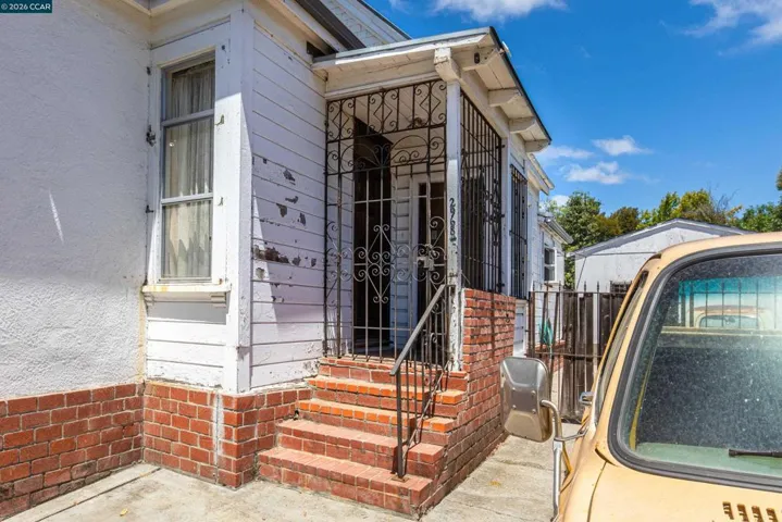 2968 Madeline Street, Oakland, California 94602