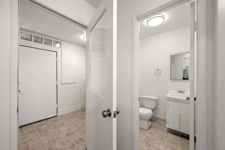 5580 Lake Park Way 28, La Mesa, California 91942