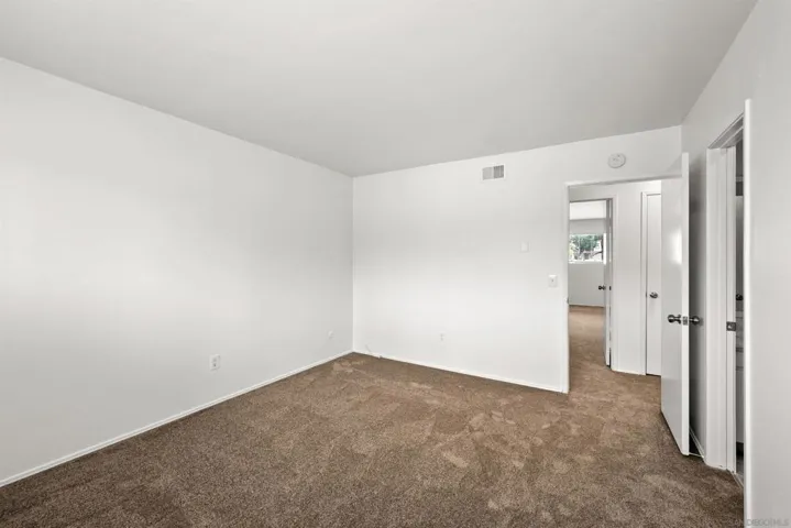 5580 Lake Park Way 28, La Mesa, California 91942