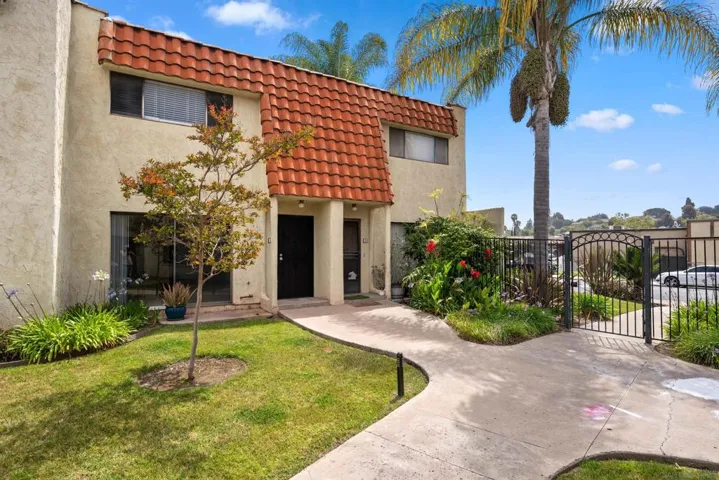 5580 Lake Park Way 28, La Mesa, California 91942