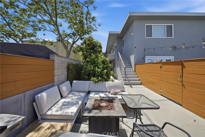 828 Indiana, Venice, California 90291