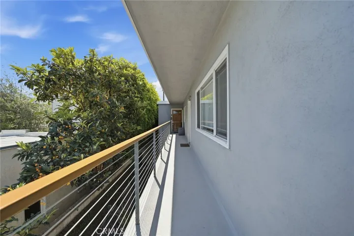 828 Indiana, Venice, California 90291