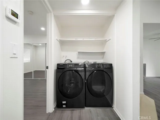 9038 Orion Avenue 209, North Hills, California 91343