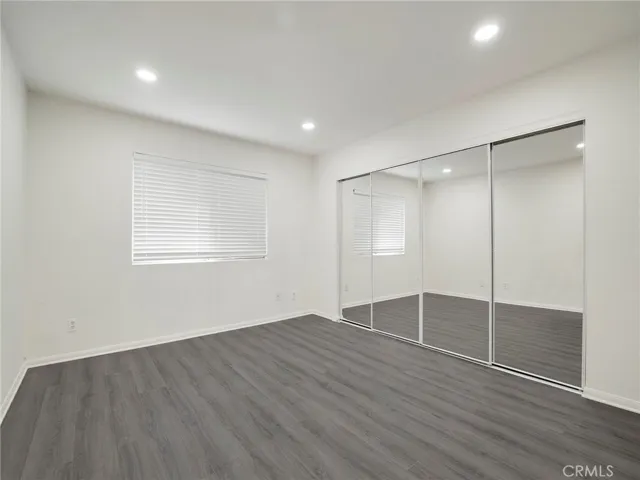 9038 Orion Avenue 209, North Hills, California 91343