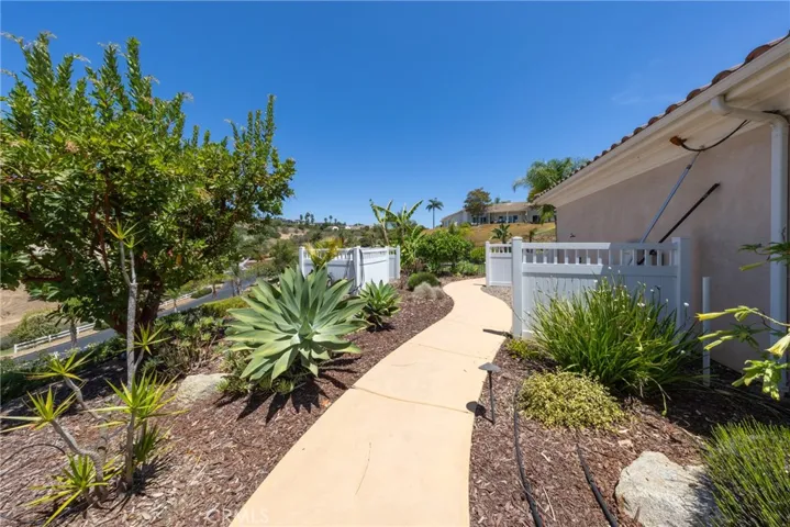 2224 Dos Lomas, Fallbrook, California 92028