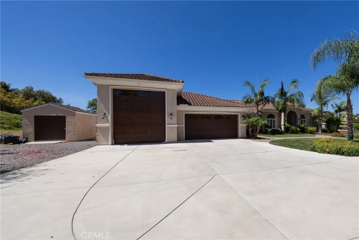 2224 Dos Lomas, Fallbrook, California 92028