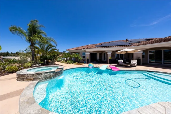 2224 Dos Lomas, Fallbrook, California 92028