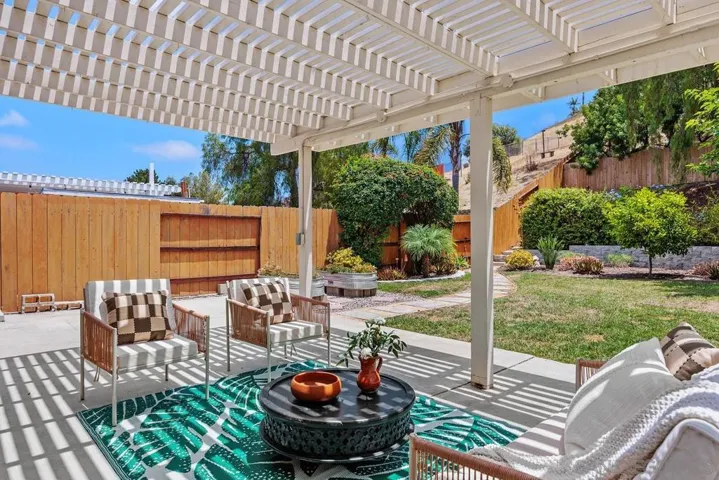 5139 Loma Verde, Oceanside, California 92056