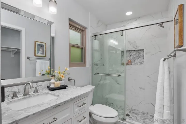 5139 Loma Verde, Oceanside, California 92056