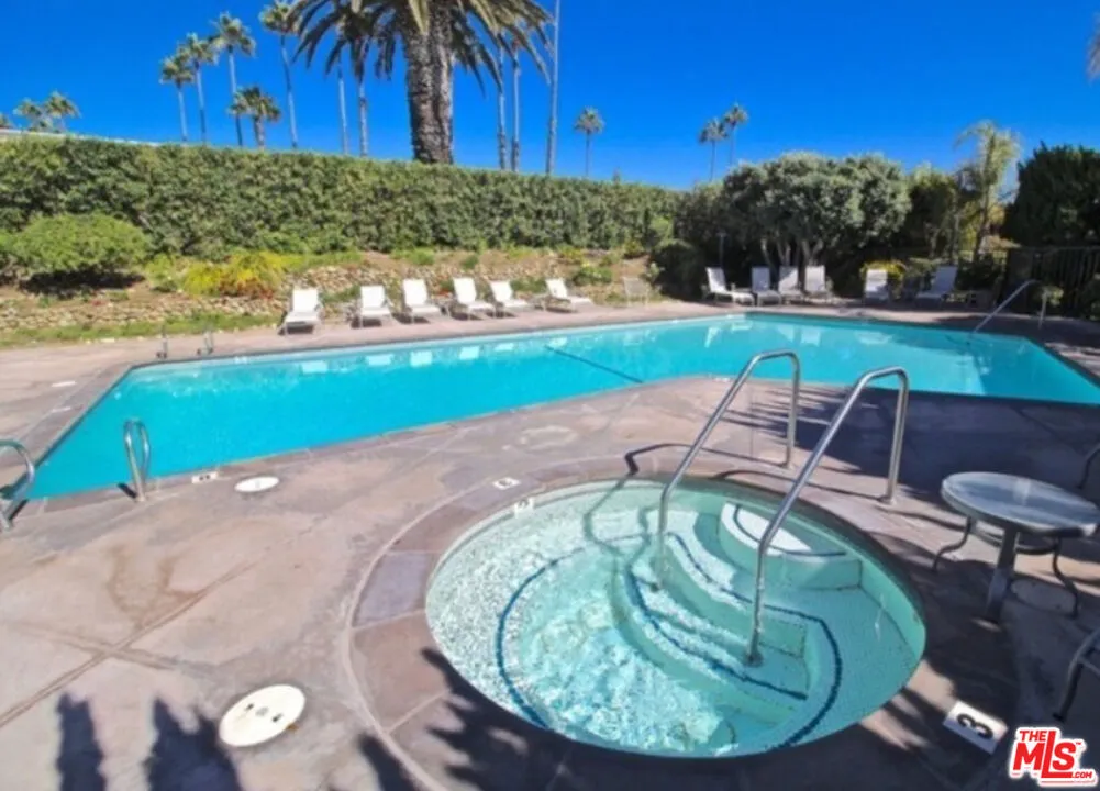 Pool and Spa Pool and Spa