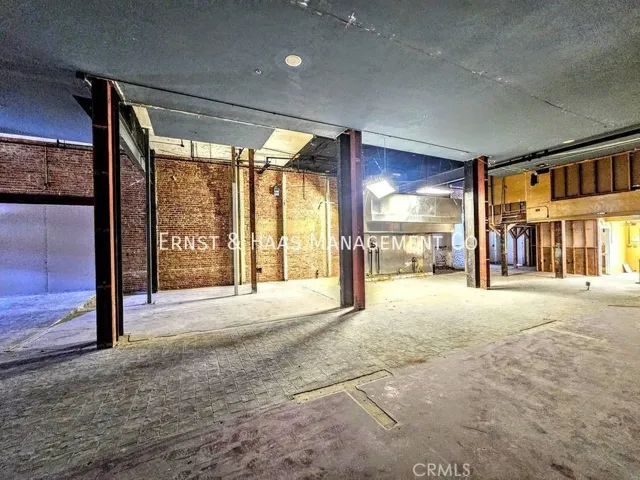 800 S Pacific B, Los Angeles, California 90731
