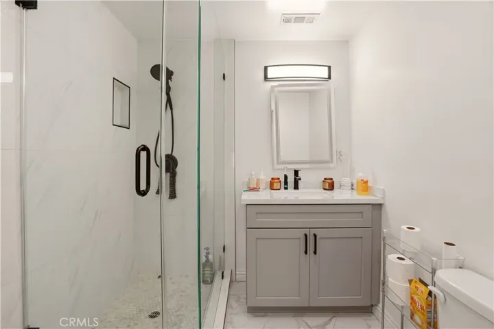 339 E 103 Street, Los Angeles, California 90003