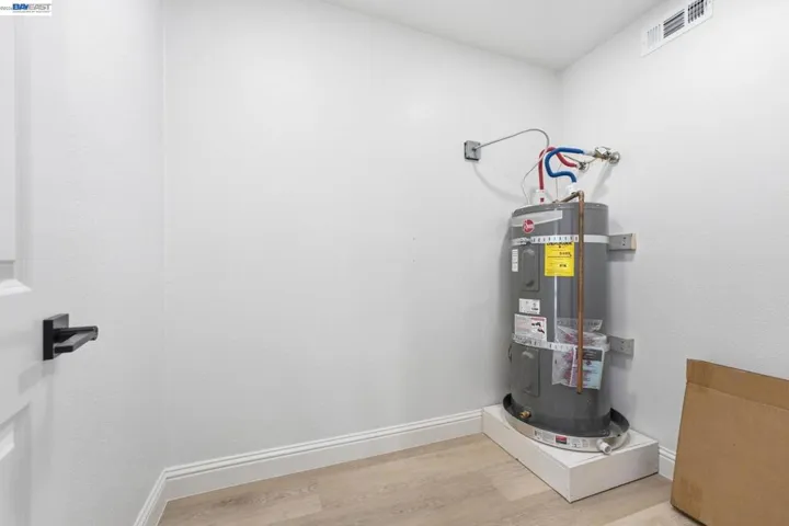 5034 Rahlves Dr, Castro Valley, California 94546