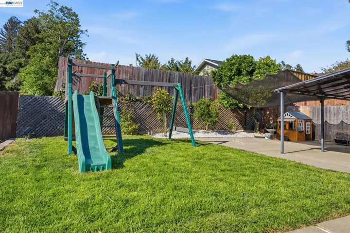 5034 Rahlves Dr, Castro Valley, California 94546