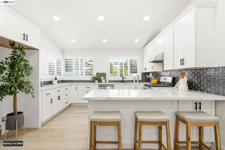 5034 Rahlves Dr, Castro Valley, California 94546