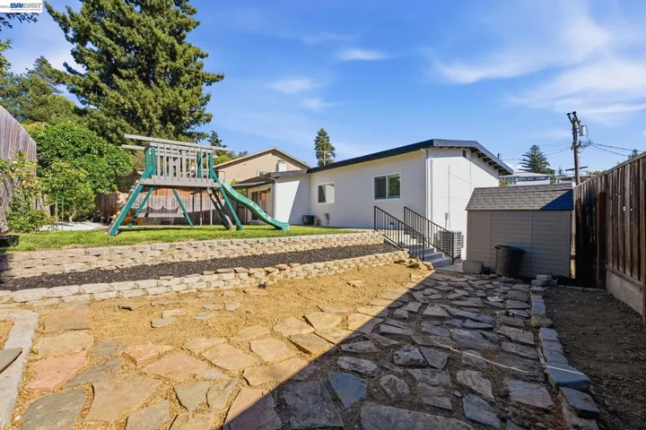 5034 Rahlves Dr, Castro Valley, California 94546
