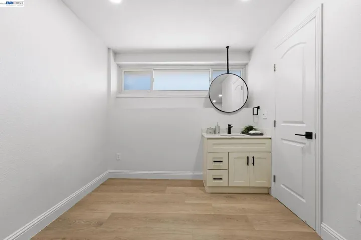 5034 Rahlves Dr, Castro Valley, California 94546