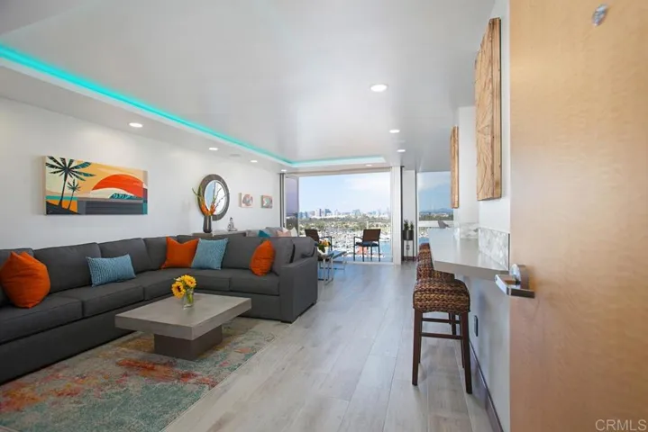 1710 Avenida Del Mundo 807, Coronado, California 92118