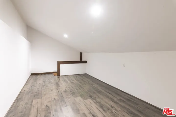28711 Pacific Coast Highway 30, Malibu, California 90265