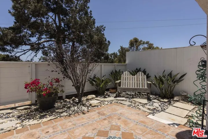 28711 Pacific Coast Highway 30, Malibu, California 90265