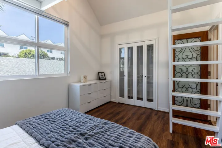 28711 Pacific Coast Highway 30, Malibu, California 90265