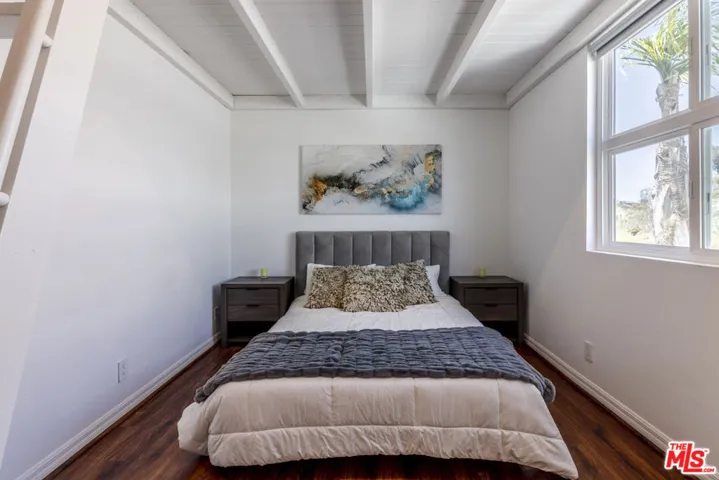 28711 Pacific Coast Highway 30, Malibu, California 90265