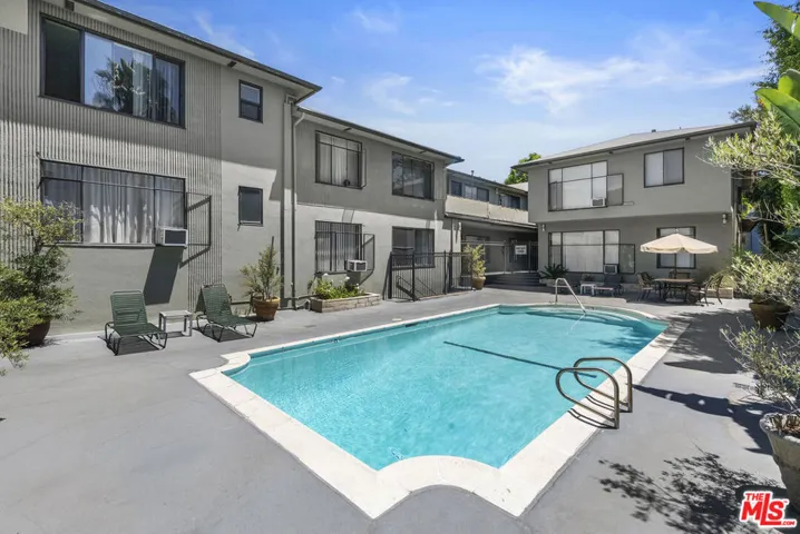 1227 N Harper Avenue 8, West Hollywood, California 90046